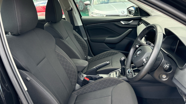 Skoda Kamiq 1.0 TSI 95 SE 5dr Petrol Hatchback